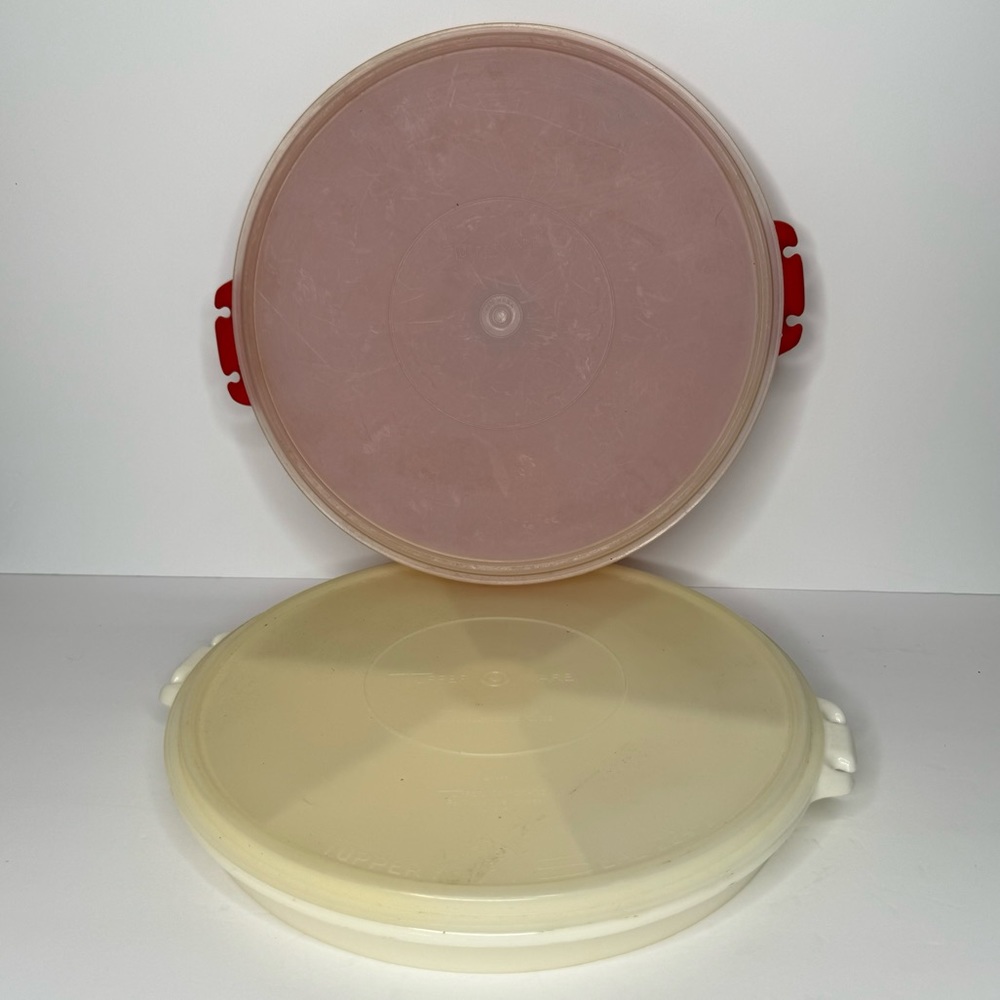 Tupperware‎ Red and White Vegetable Cookie Tray Relish To Go Dishes Set of 2